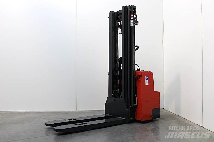Lafis LEC 16 Pedestrian stacker