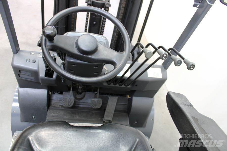 TCM FB 30-7 Electric forklift trucks