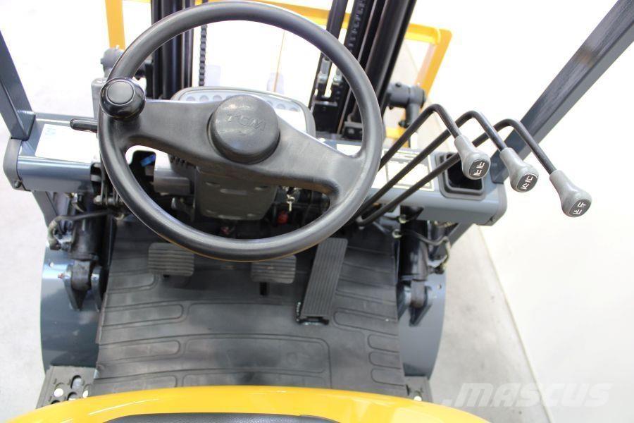 TCM FG 15 N 18 LPG trucks