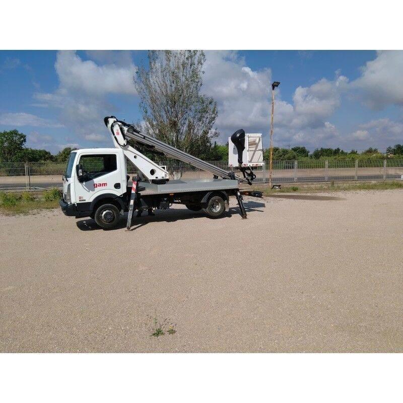 Magni LO2.5 Truck mounted platforms