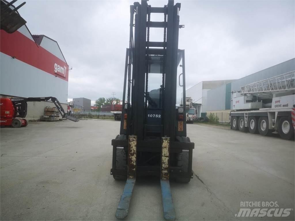 OM XE40 Electric forklift trucks