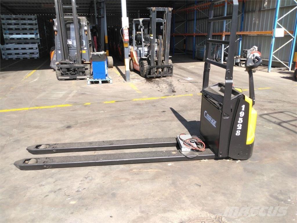 Yale MP20 Low lifter