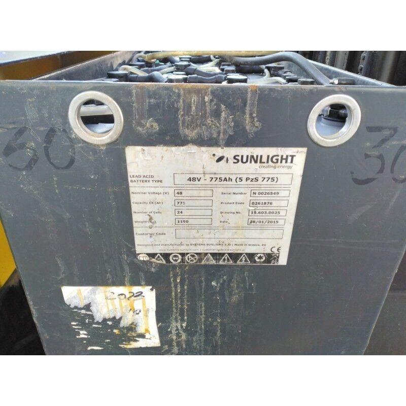 Yale MR14 Reach truck