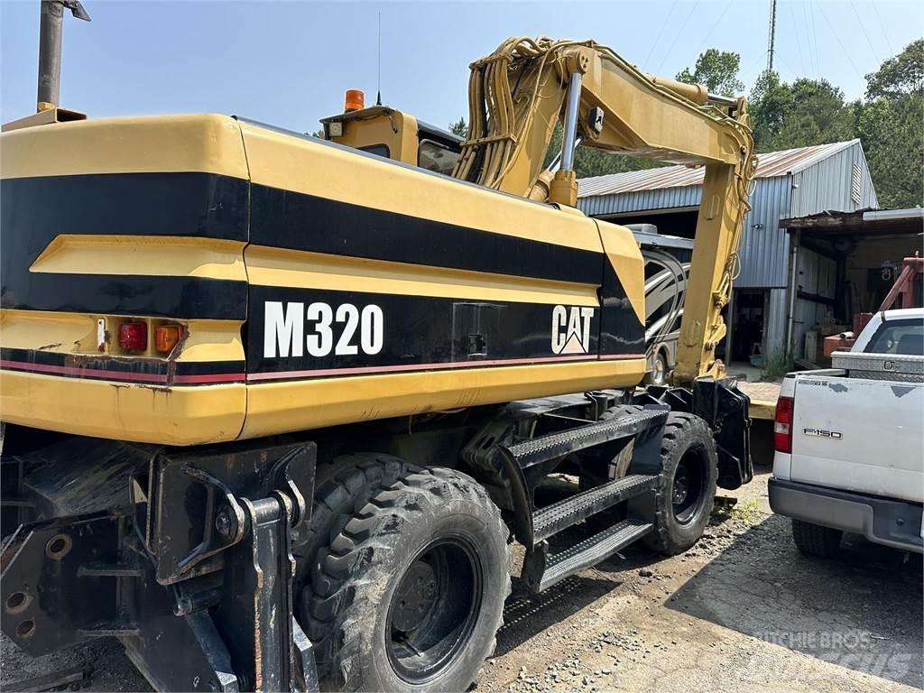 CAT M320 Wheeled excavators