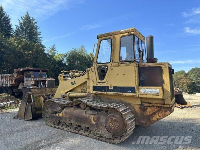 CAT 963 Crawler loaders