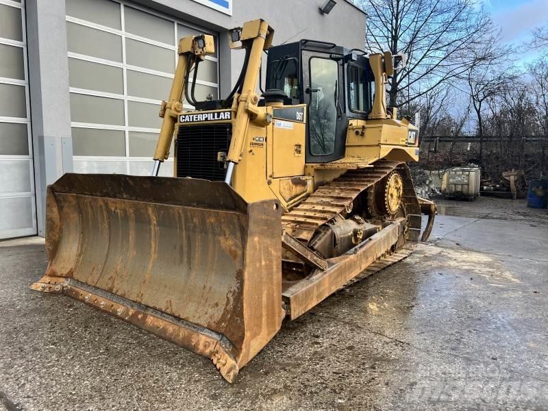 CAT D 6 T Crawler dozers