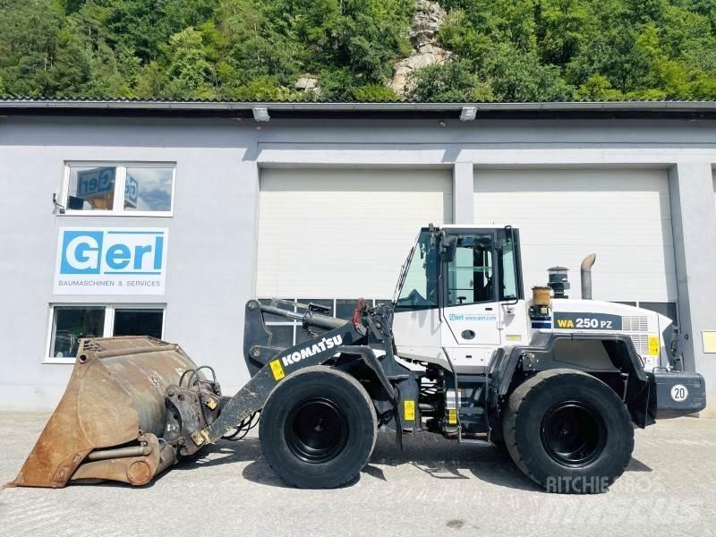 Komatsu WA250PZ-6 Wheel loaders