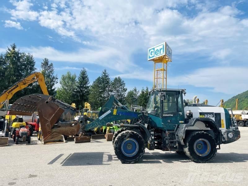 Komatsu WA320-8 Wheel loaders