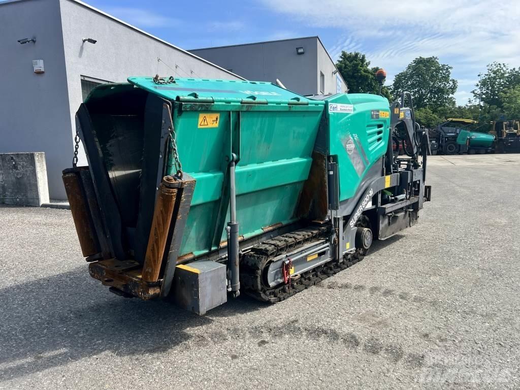 Vögele Super 800-3i Asphalt pavers
