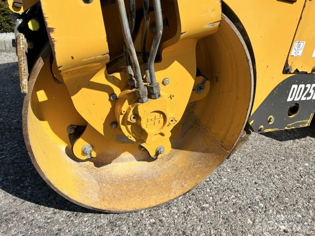 Volvo DD25B Twin drum rollers
