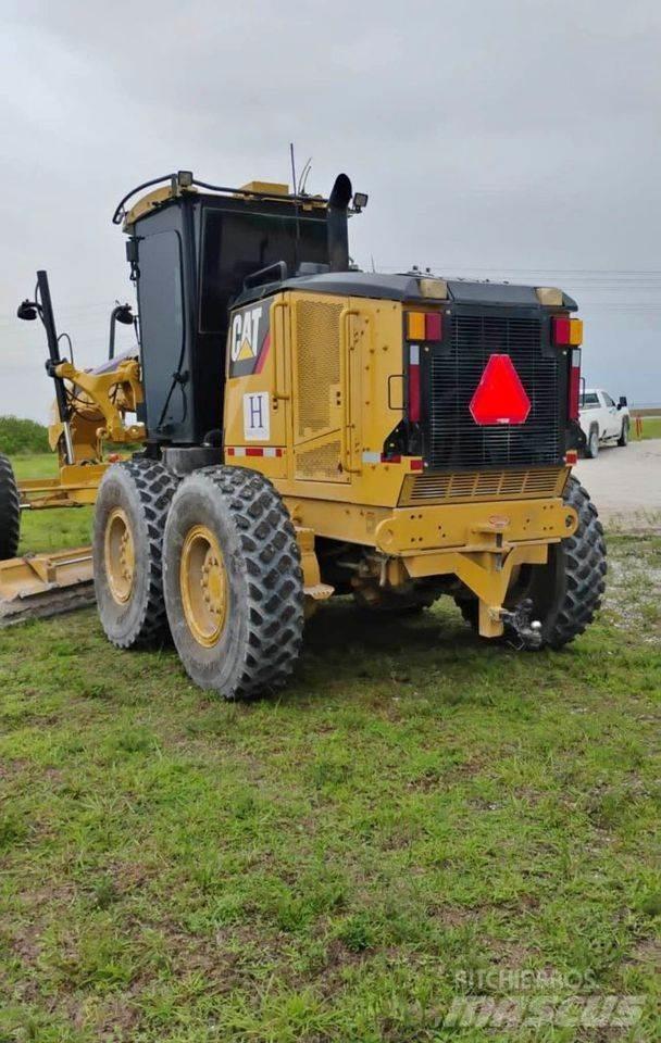CAT 140M Crawler dozers