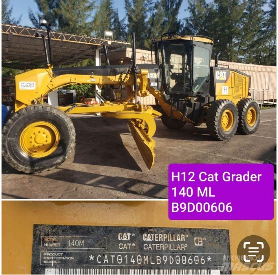 CAT 140M Crawler dozers