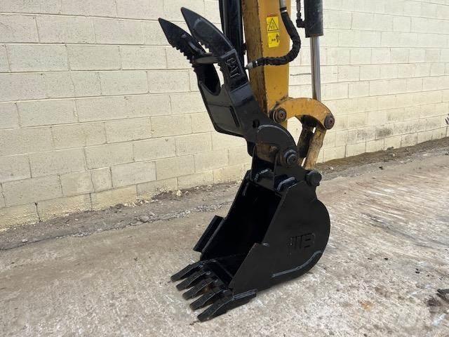 CAT 305.5E2 Mini excavators < 7t (Mini diggers)