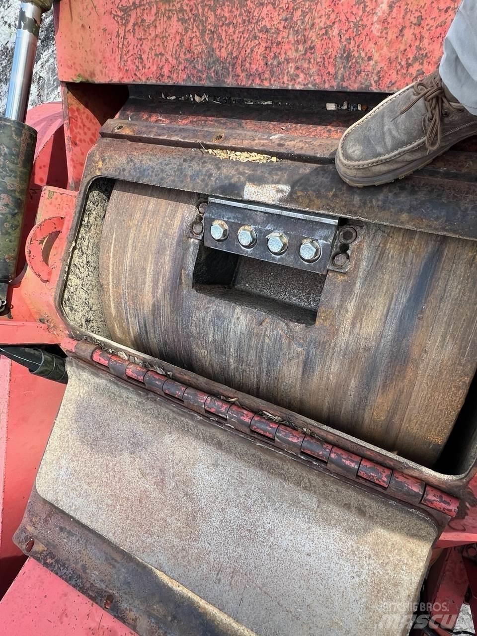 Morbark 30/36 Wood chippers