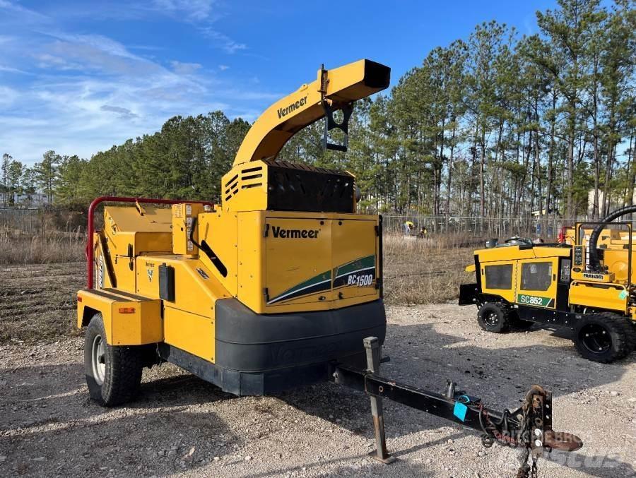Vermeer BC1500 Wood chippers