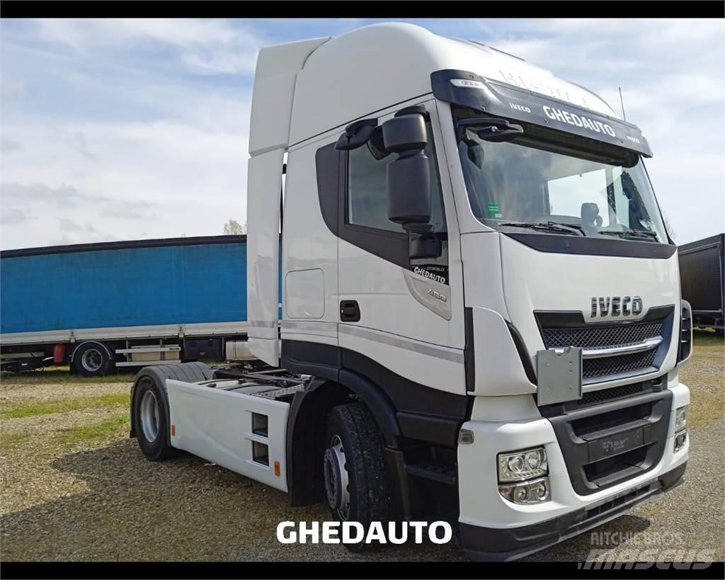 Iveco AS440S48T/P Box trucks