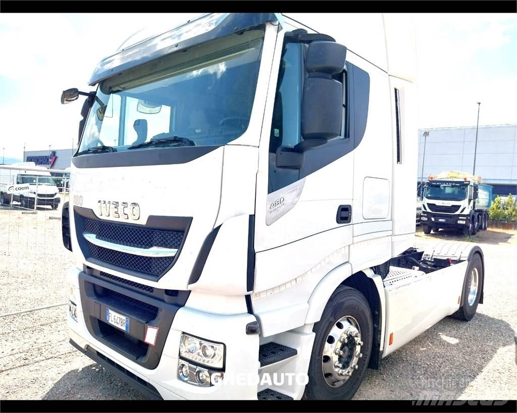 Iveco AS440S48T/P Box trucks