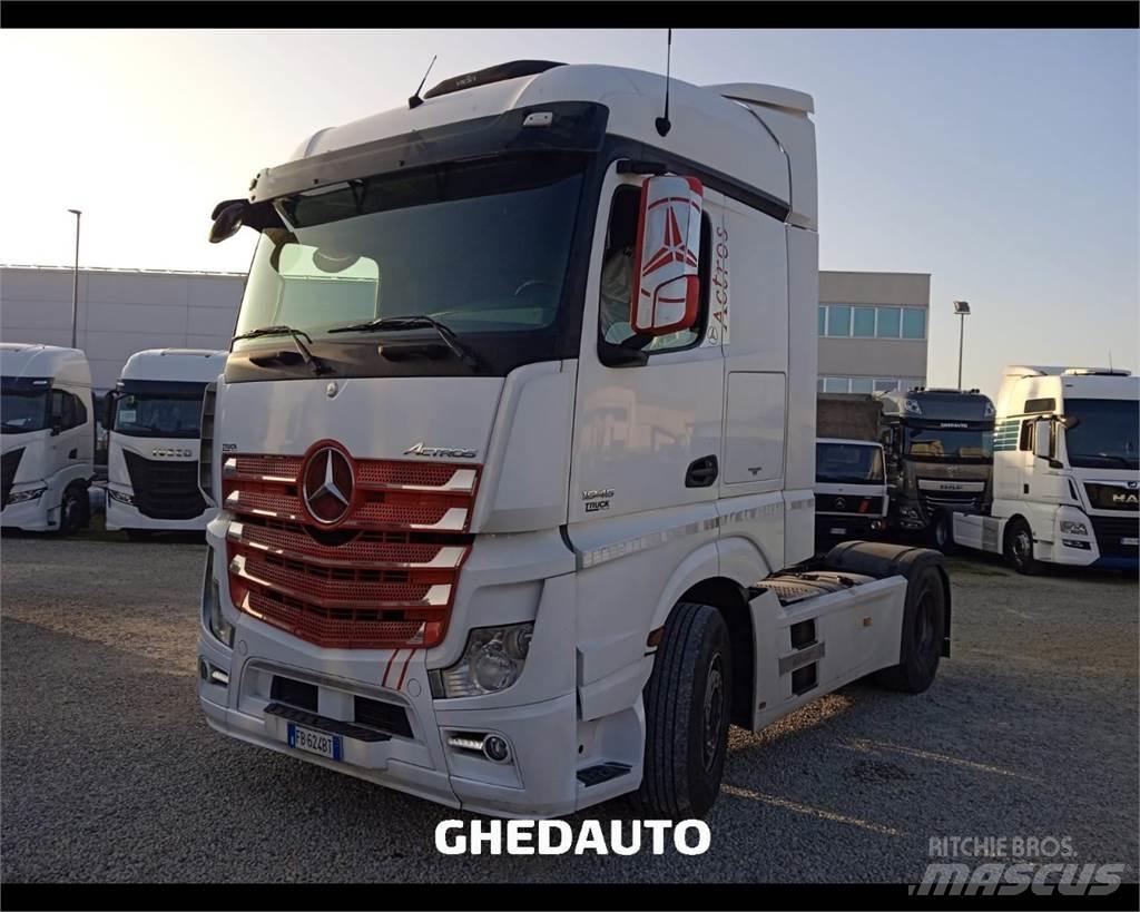 Mercedes-Benz ACTROS Box trucks