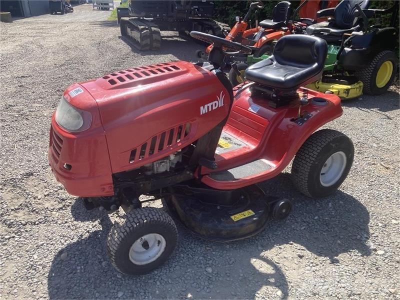 MTD RF 125 Compact tractors
