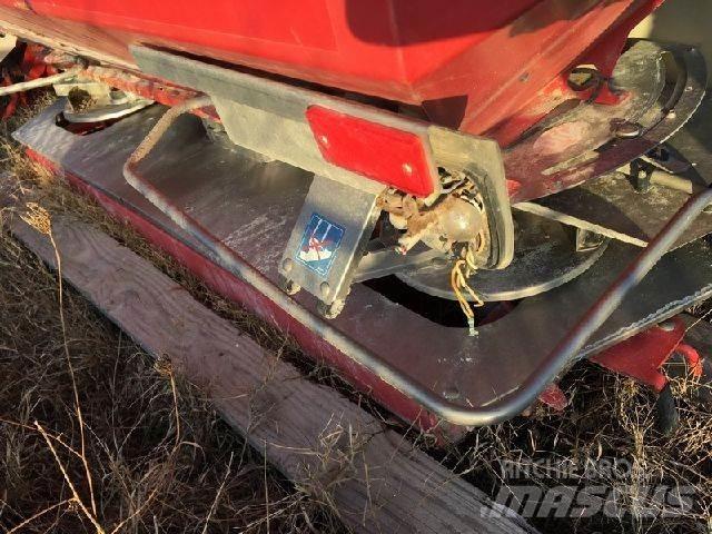 Kuhn GLB 1400 Mineral spreaders