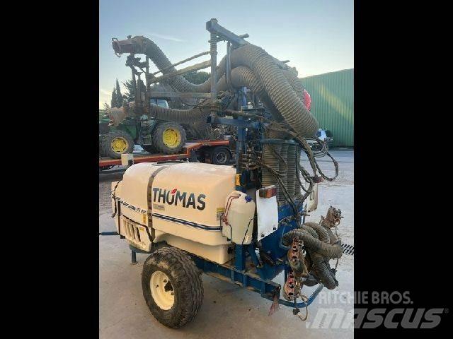 Thomas TTZ 800 Trailed sprayers