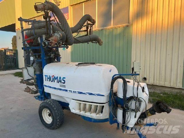 Thomas TTZ 800 Trailed sprayers
