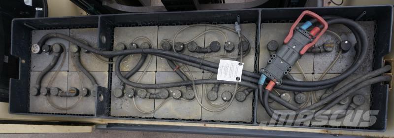 Hubtex S40E Side loader