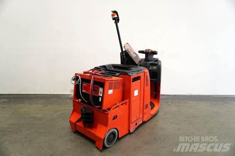 Linde P 30 132 Tow truck
