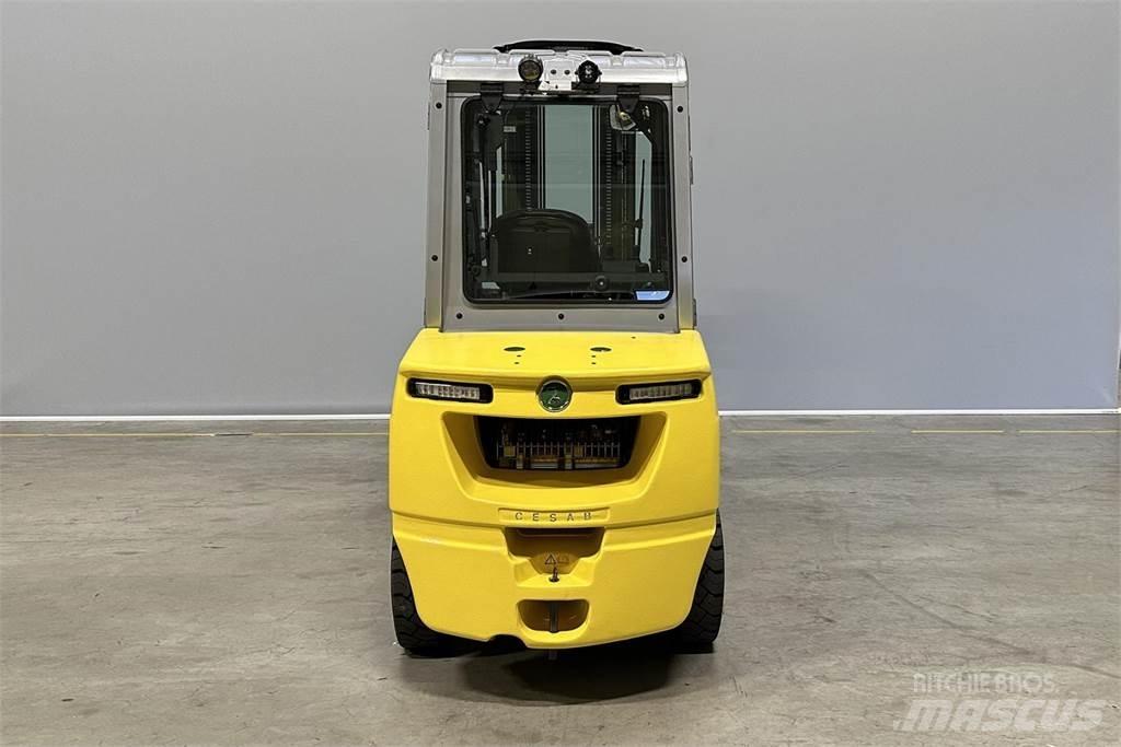 Cesab M335H Diesel trucks