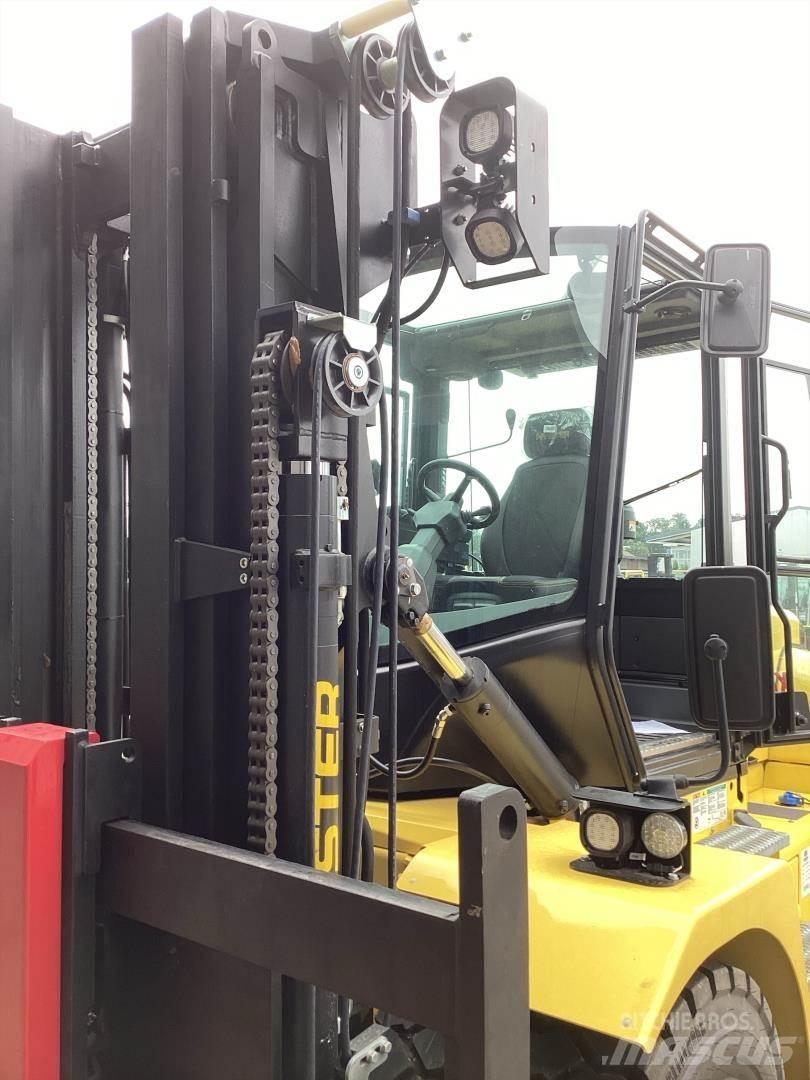 Hyster H12XD6 Diesel trucks