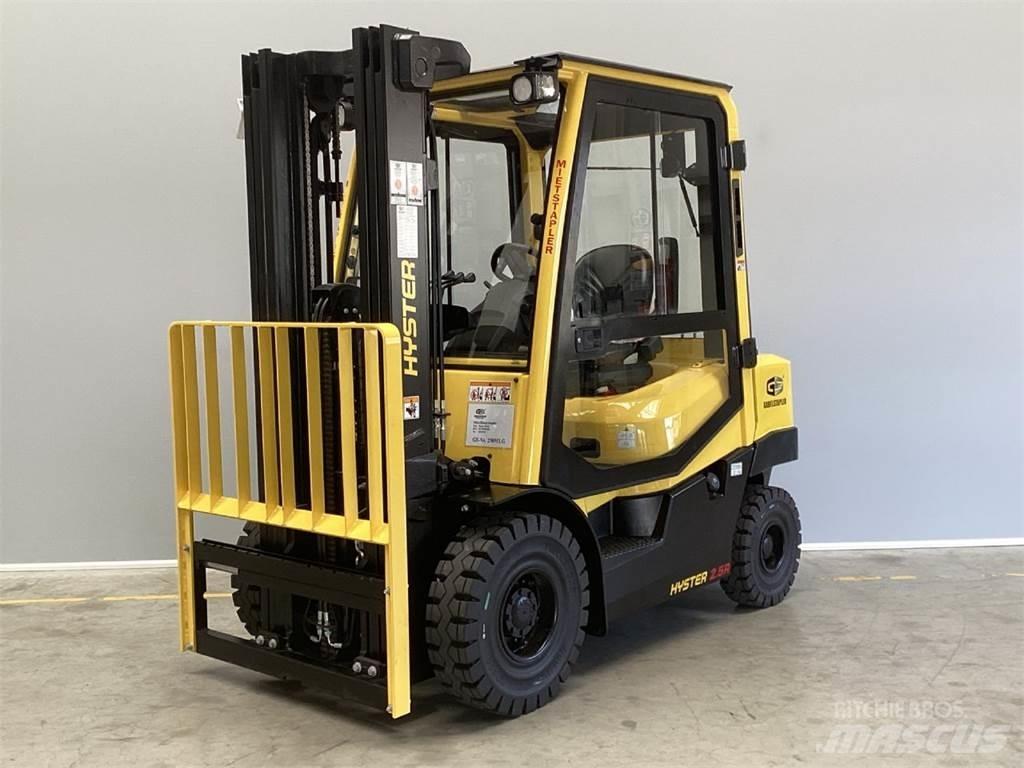 Hyster H2.5A Diesel trucks