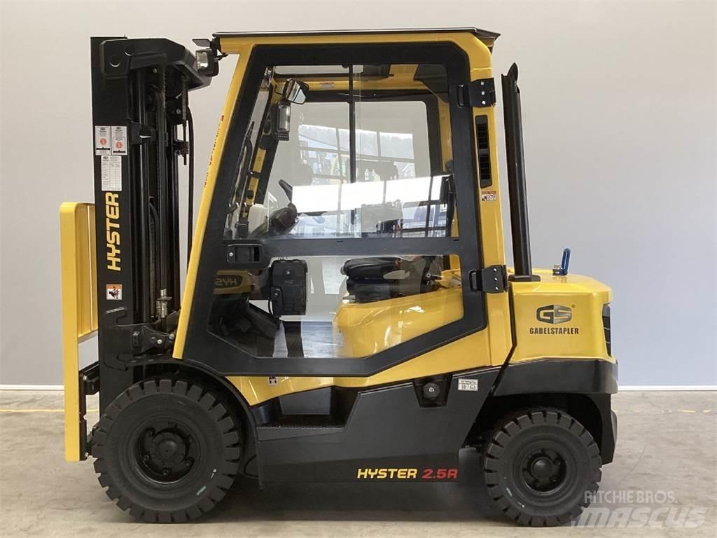 Hyster H2.5A Diesel trucks