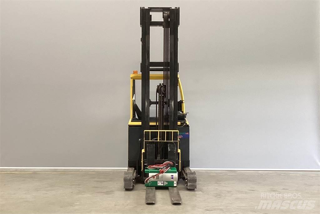 Hyster R1.6 Reach truck