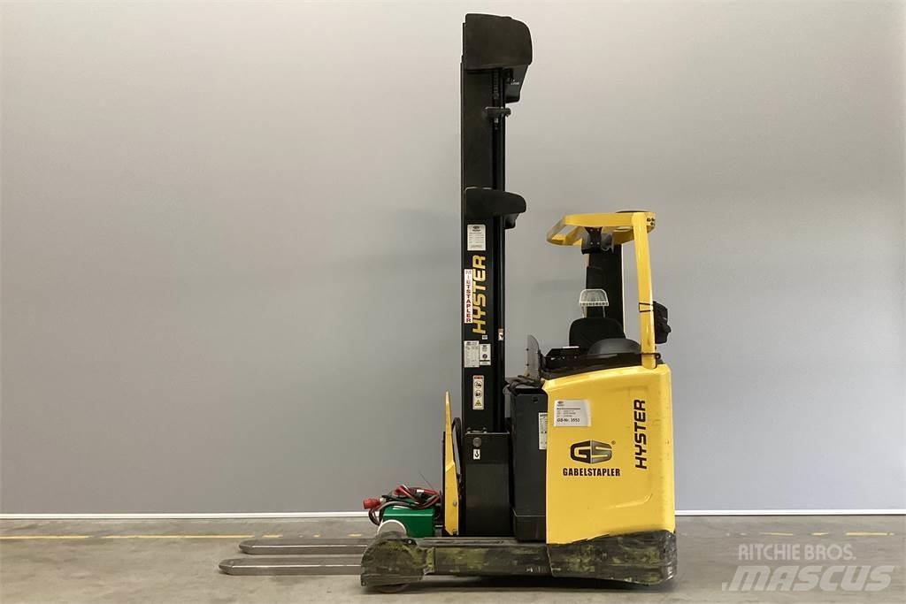 Hyster R1.6 Reach truck