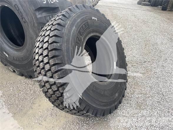BKT 20.5R25 Tyres, wheels and rims