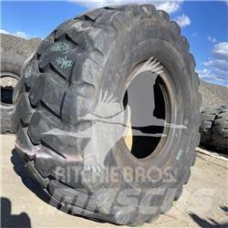 BKT 35/65R33 Tyres, wheels and rims