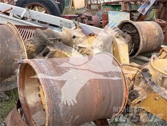CAT D40D Articulated Haulers