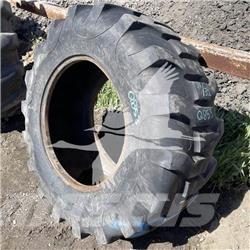 Titan 17.5L24 Tyres, wheels and rims