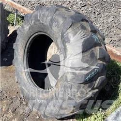 Titan 19.5L24 Tyres, wheels and rims