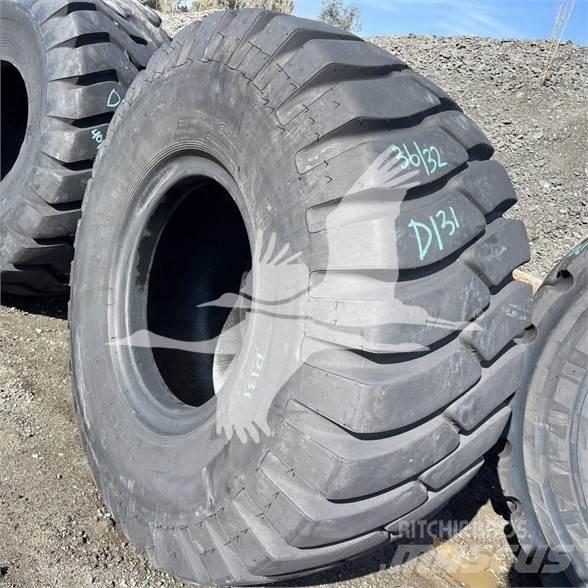 Titan 23.5x25 Tyres, wheels and rims