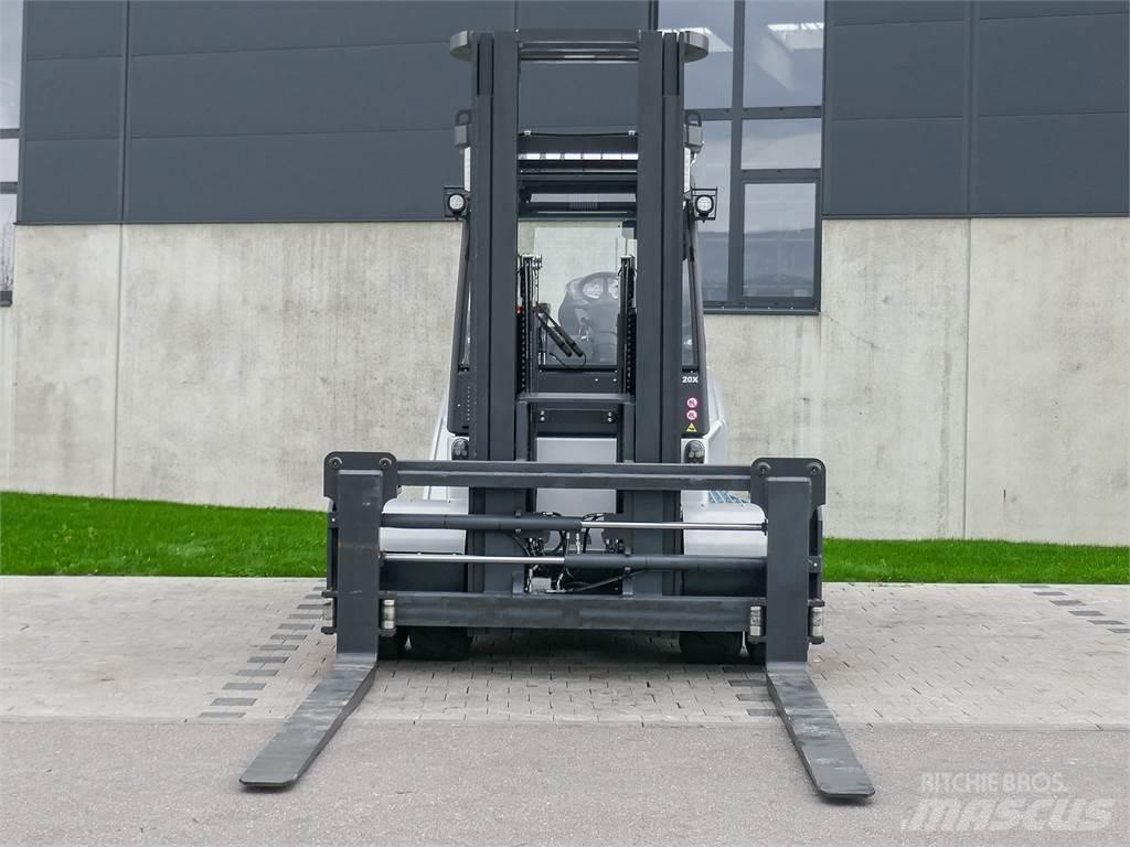Carer A 120X Electric forklift trucks