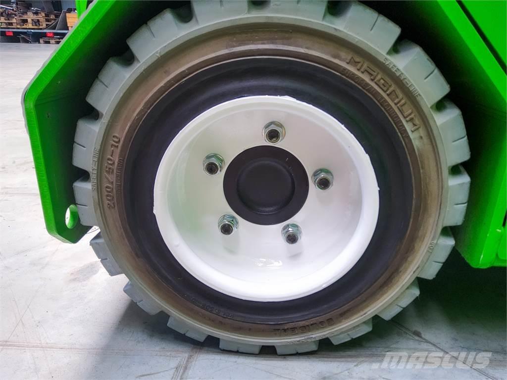 JMG MC 32S Telescopic handlers