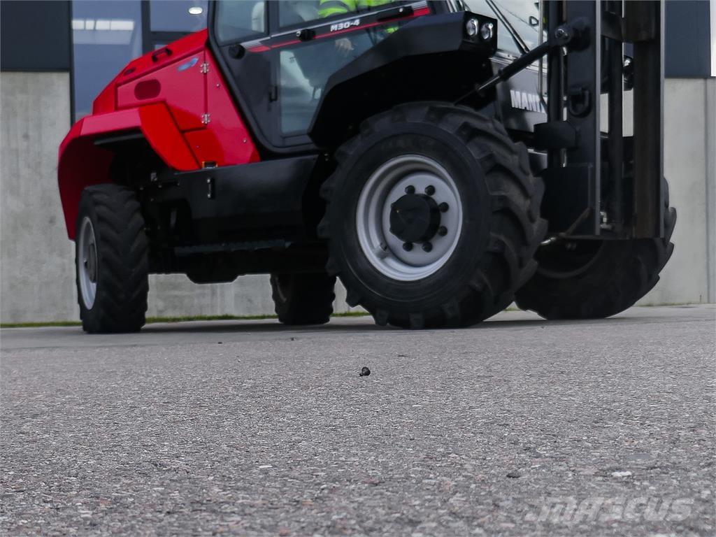 Manitou M 30-4 Rough terrain truck