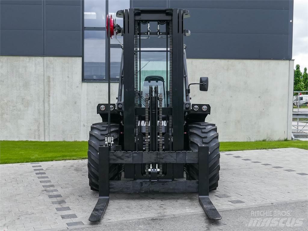 Manitou M 50-4 Rough terrain truck