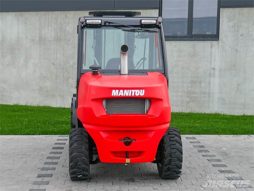 Manitou MC 25-4 Rough terrain truck