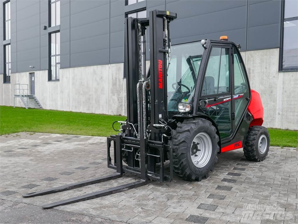 Manitou MC 30-4 Rough terrain truck