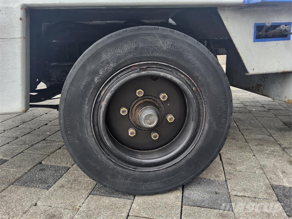 Rofan TPR-10 Tow truck