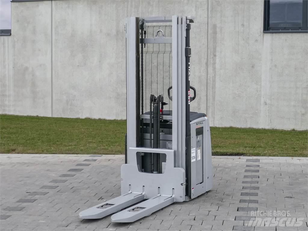 Still EXV 20i Pedestrian stacker