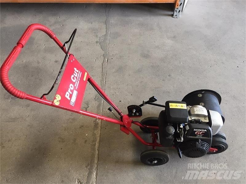  Pro-Cut Rough, trim and surrounds mowers