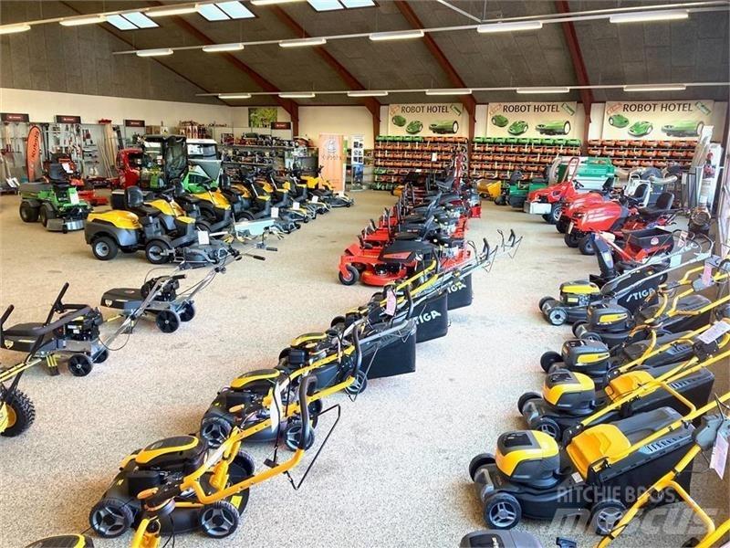 Stiga Park Compact tractors